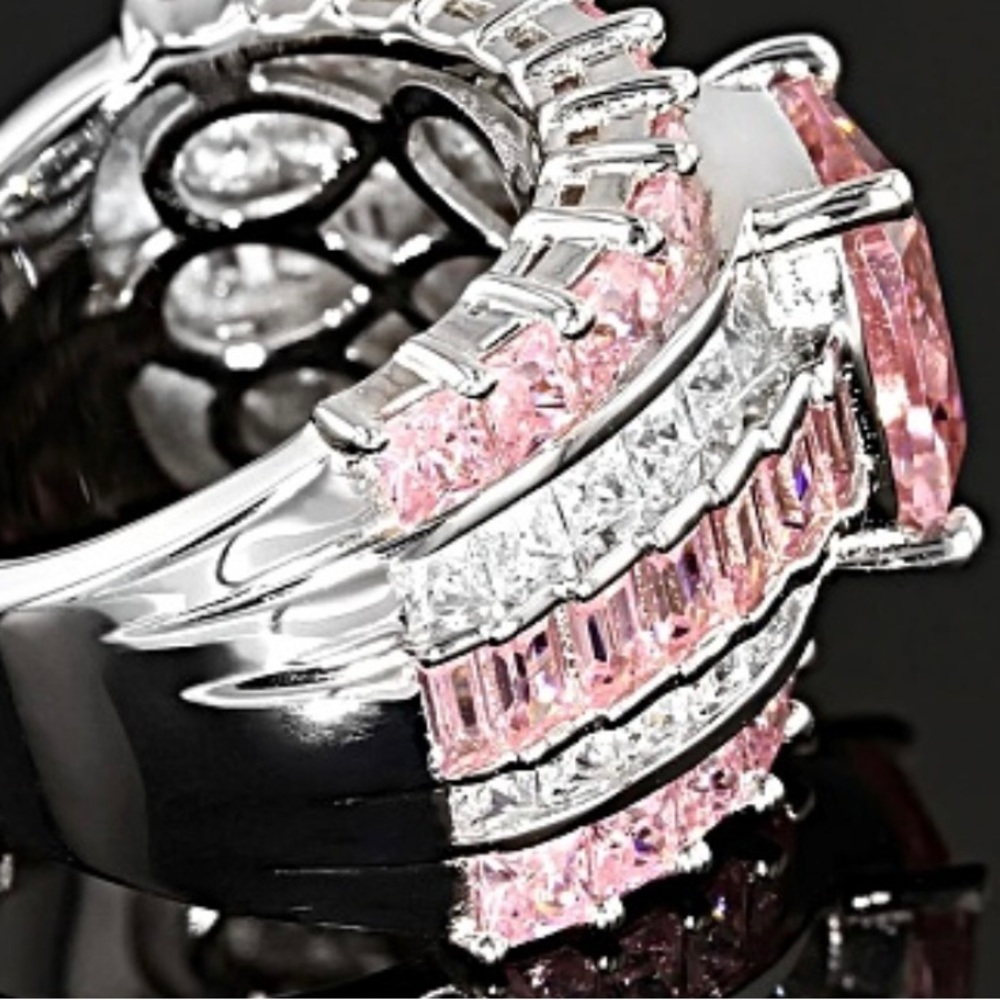 Hard to Capture the Beauty! - Picture 7 of 8